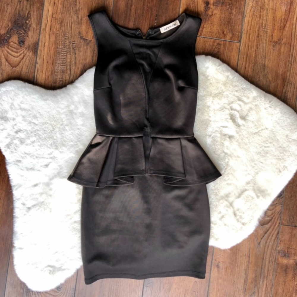 Peplum bandage dress